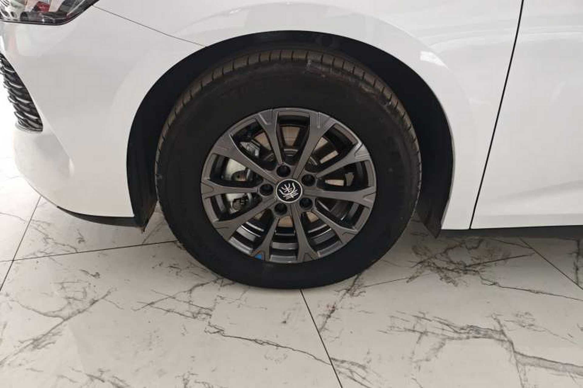 Used BYD Qin L 2024 DM-i 80KM Leading Model Exterior 4