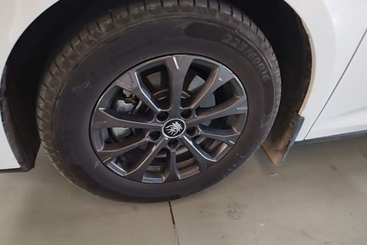 Used BYD Qin L 2024 DM-i 80KM Leading Model Exterior 4