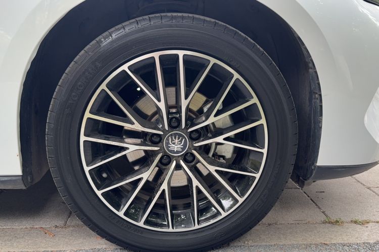 Used BYD Qin L 2024 DM-i 120KM Excellence Model Exterior 4
