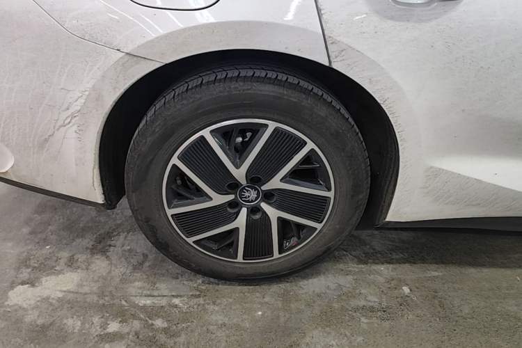 Used BYD Qin L 2024 DM-i 120KM Beyond Model Exterior 5