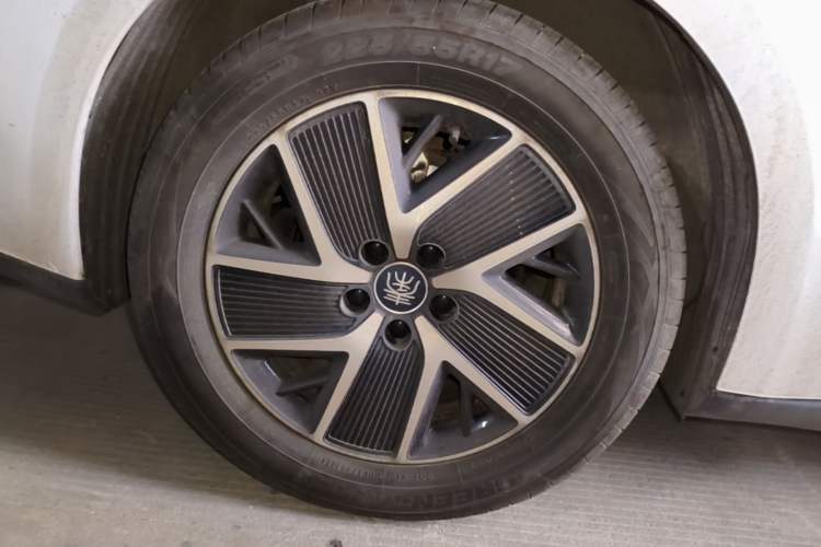 Used BYD Qin L 2024 DM-i 120KM Leading Model Exterior 5