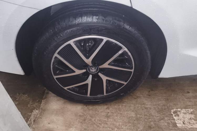 Used BYD Qin L 2024 DM-i 80KM Beyond Model Exterior 5