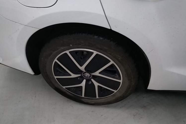 Used BYD Qin L 2024 DM-i 120KM Leading Model Exterior 5