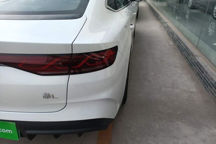 Used BYD Qin L 2024 DM-i 120KM Beyond Model Exterior 6