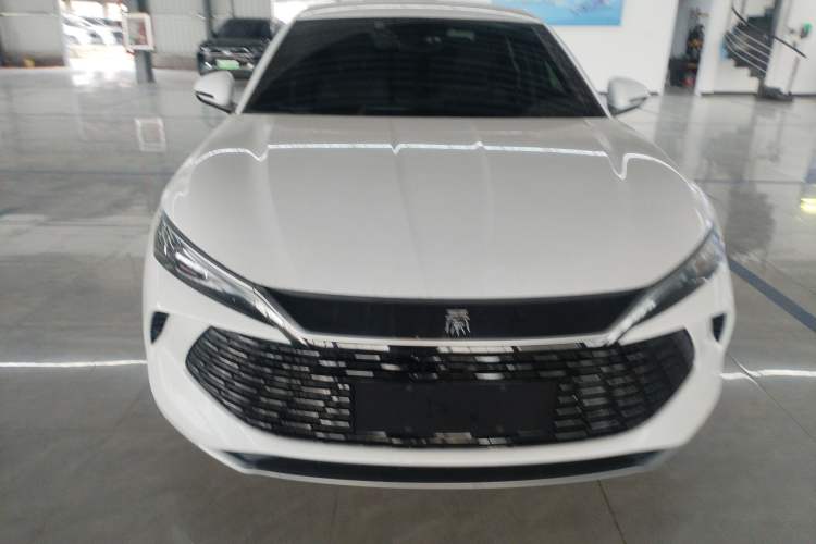 Used BYD Qin L 2024 DM-i 80KM Leading Model Front
