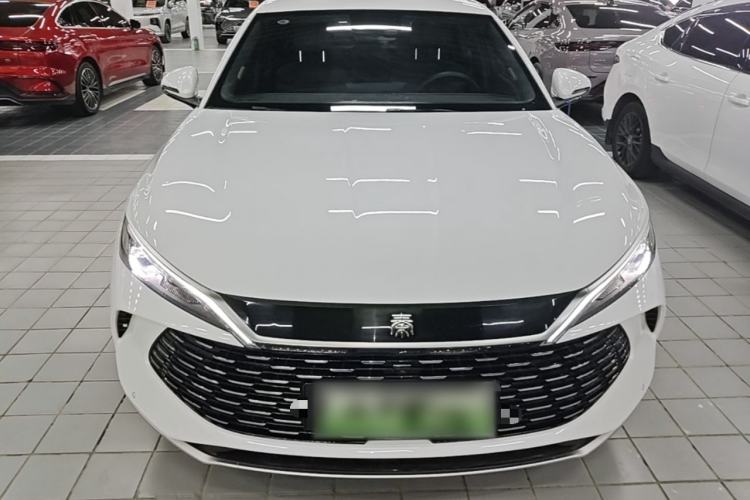 Used BYD Qin L 2024 DM-i 120KM Beyond Model Front