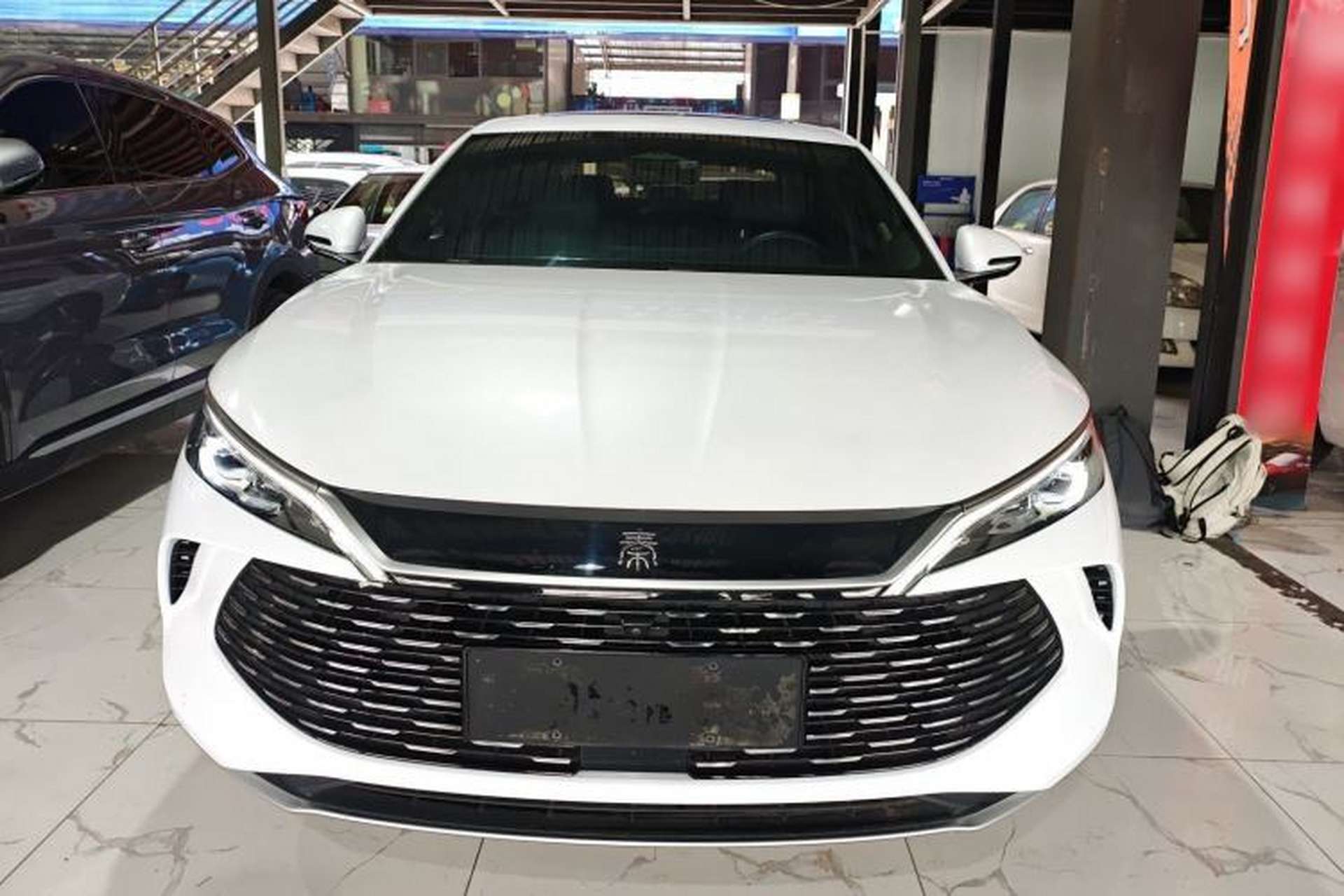 Used BYD Qin L 2024 DM-i 120KM Beyond Model Front