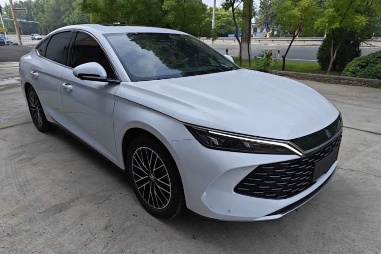 Used BYD Qin L 2024 DM-i 120KM Excellence Model Front Right 45 Deg