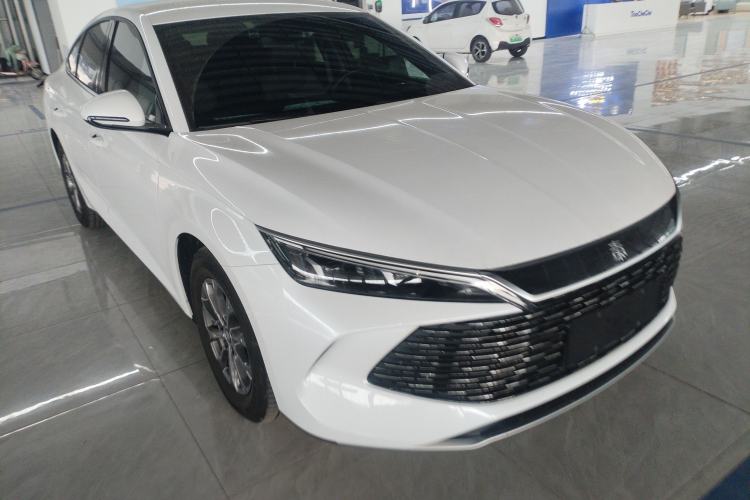 Used BYD Qin L 2024 DM-i 80KM Leading Model Front Right 45 Deg