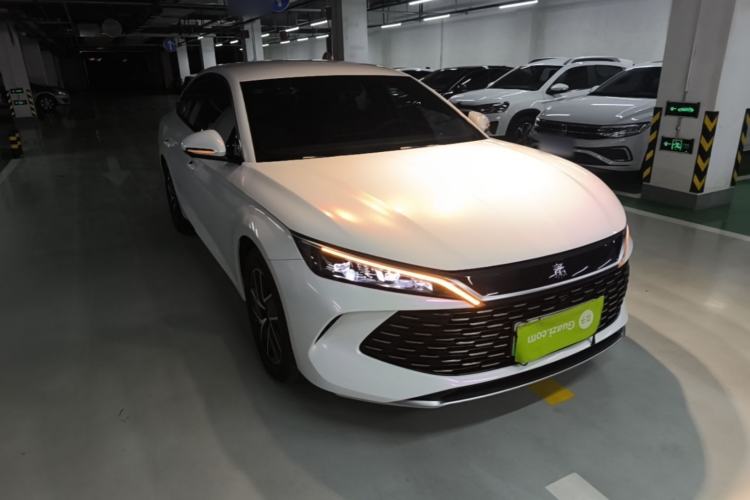 Used BYD Qin L 2024 DM-i 80KM Beyond Model Front Right 45 Deg