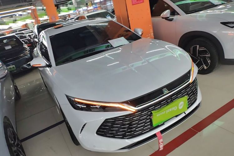 Used BYD Qin L 2024 DM-i 120KM Beyond Model Front Right 45 Deg