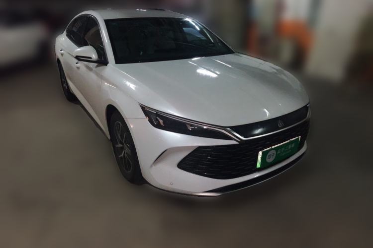 Used BYD Qin L 2024 DM-i 80KM Beyond Model Front Right 45 Deg