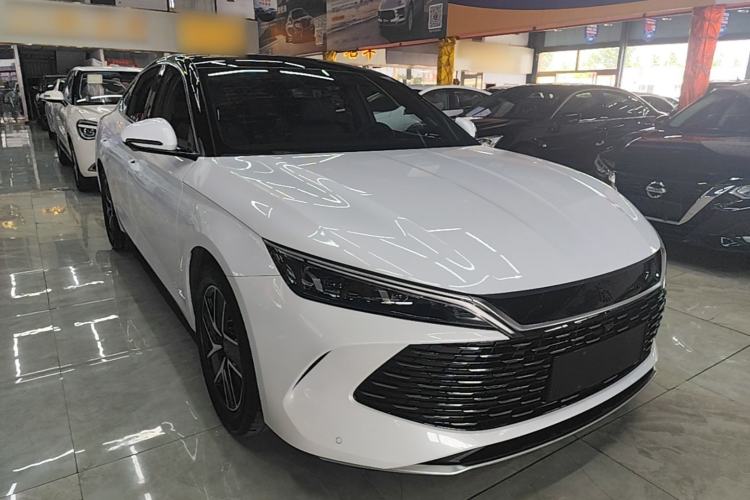 Used BYD Qin L 2024 DM-i 80KM Beyond Model Front Right 45 Deg