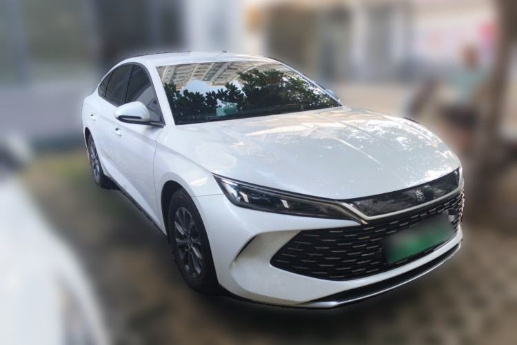 Used BYD Qin L 2024 DM-i 80KM Leading Model Front Right 45 Deg