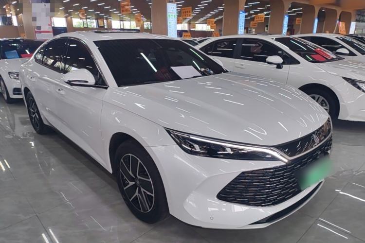Used BYD Qin L 2024 DM-i 120KM Leading Model Front Right 45 Deg