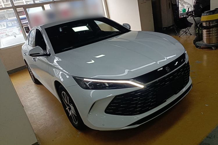 Used BYD Qin L 2024 DM-i 120KM Beyond Model Front Right 45 Deg