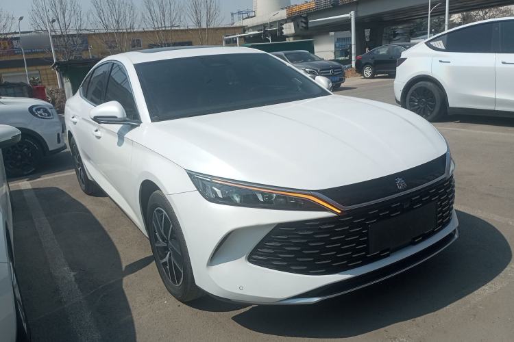 Used BYD Qin L 2024 DM-i 120KM Beyond Model Front Right 45 Deg
