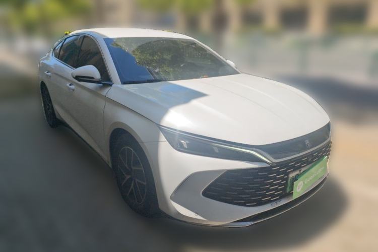 Used BYD Qin L 2024 DM-i 80KM Beyond Model Front Right 45 Deg