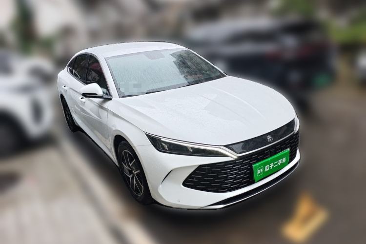 Used BYD Qin L 2024 DM-i 80KM Beyond Model Front Right 45 Deg