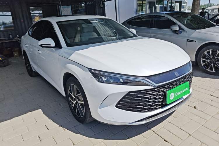 Used BYD Qin L 2024 DM-i 120KM Leading Model Front Right 45 Deg