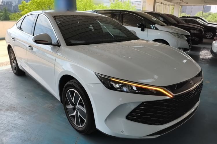 Used BYD Qin L 2024 DM-i 120KM Leading Model Front Right 45 Deg