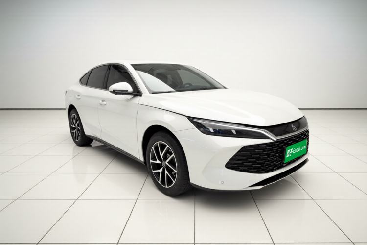Used BYD Qin L 2024 DM-i 120KM Leading Model Front Right 45 Deg