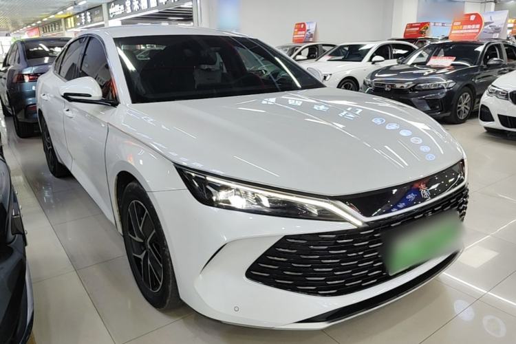 Used BYD Qin L 2024 DM-i 80KM Beyond Model Front Right 45 Deg