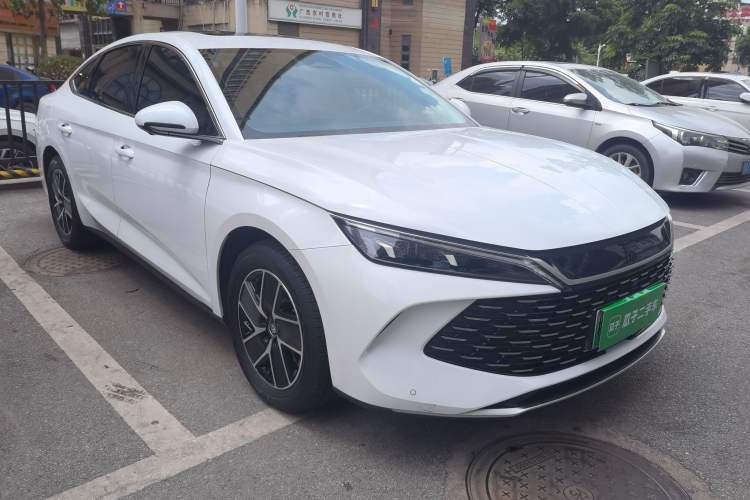 Used BYD Qin L 2024 DM-i 120KM Beyond Model Front Right 45 Deg