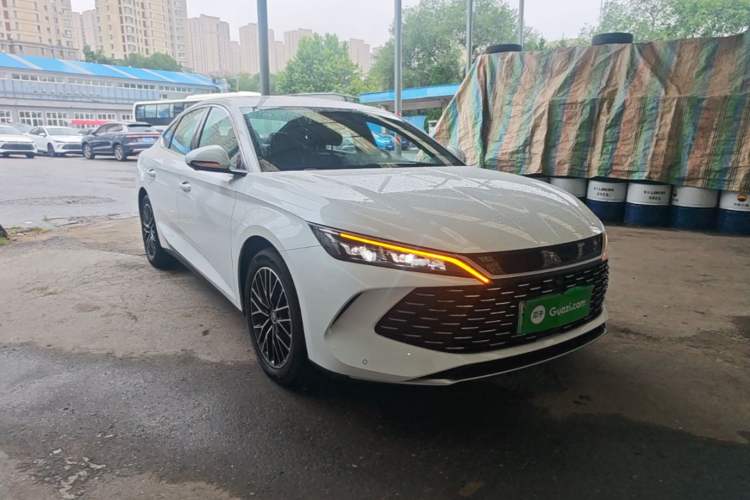 Used BYD Qin L 2024 DM-i 120KM Excellence Model Front Right 45 Deg