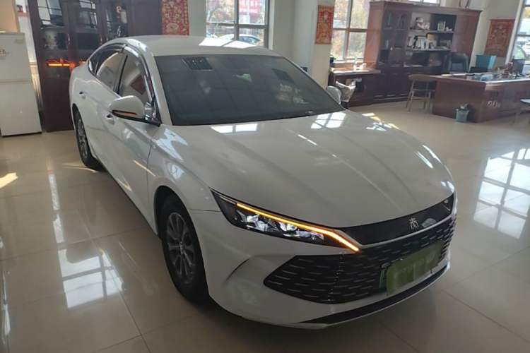 Used BYD Qin L 2024 DM-i 80KM Leading Model Front Right 45 Deg