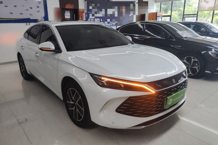Used BYD Qin L 2024 DM-i 120KM Leading Model Front Right 45 Deg