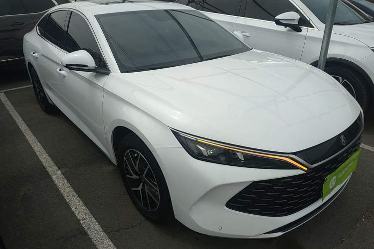 Used BYD Qin L 2024 DM-i 120KM Leading Model Front Right 45 Deg