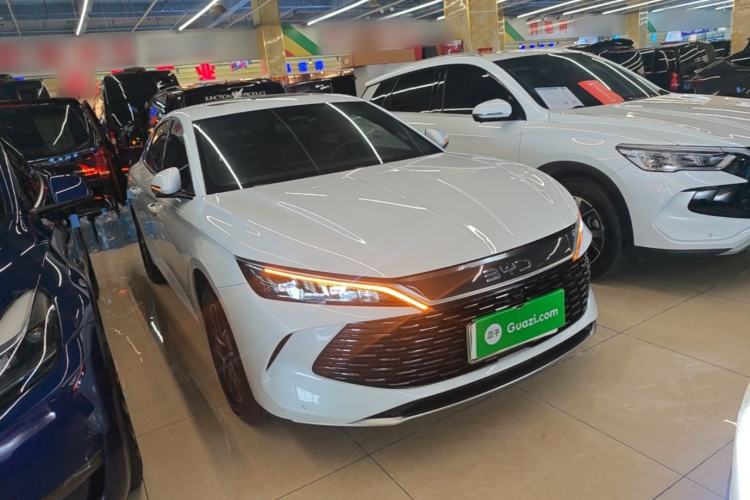 Used BYD Qin L 2024 DM-i 120KM Beyond Model Front Right 45 Deg