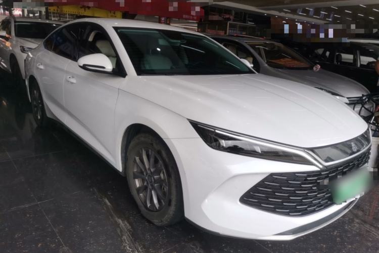 Used BYD Qin L 2024 DM-i 80KM Leading Model Front Right 45 Deg