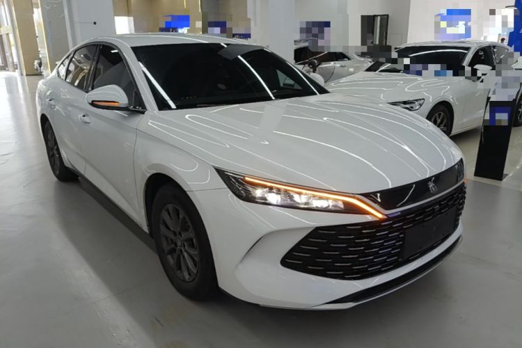 Used BYD Qin L 2024 DM-i 80KM Leading Model Front Right 45 Deg