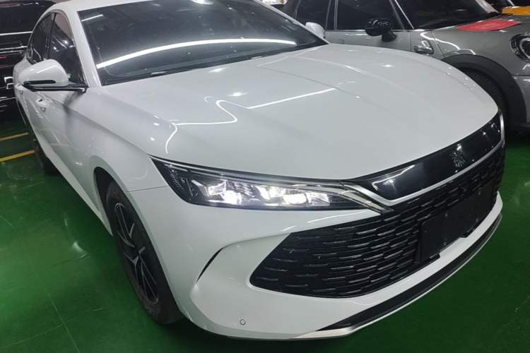 Used BYD Qin L 2024 DM-i 120KM Beyond Model Front Right 45 Deg