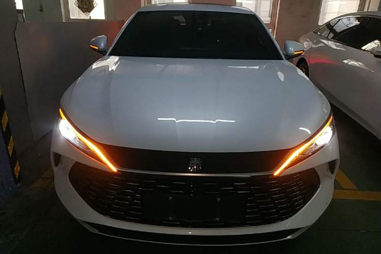 Used BYD Qin L 2024 DM-i 120KM Leading Model Front