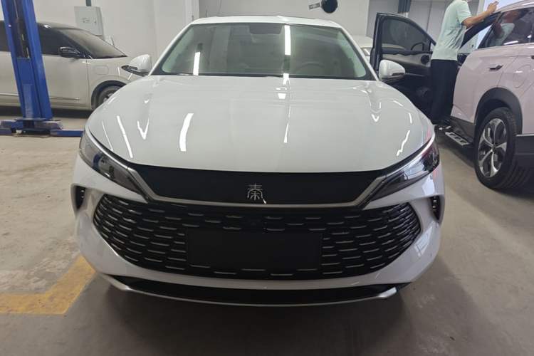 Used BYD Qin L 2024 DM-i 120KM Leading Model Front