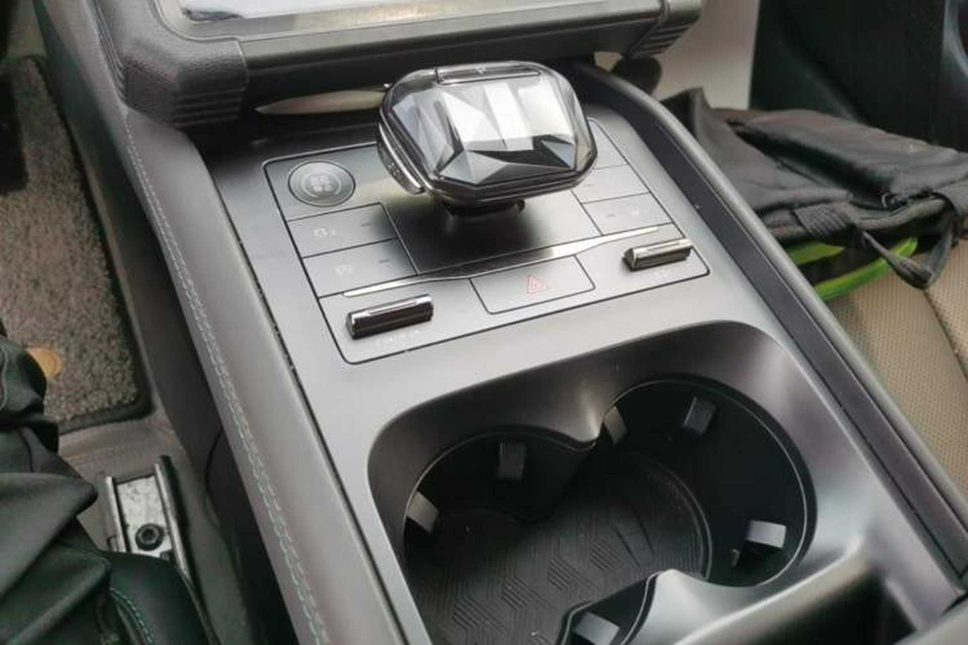 Used BYD Qin L 2024 DM-i 80KM Leading Model Gear Lever