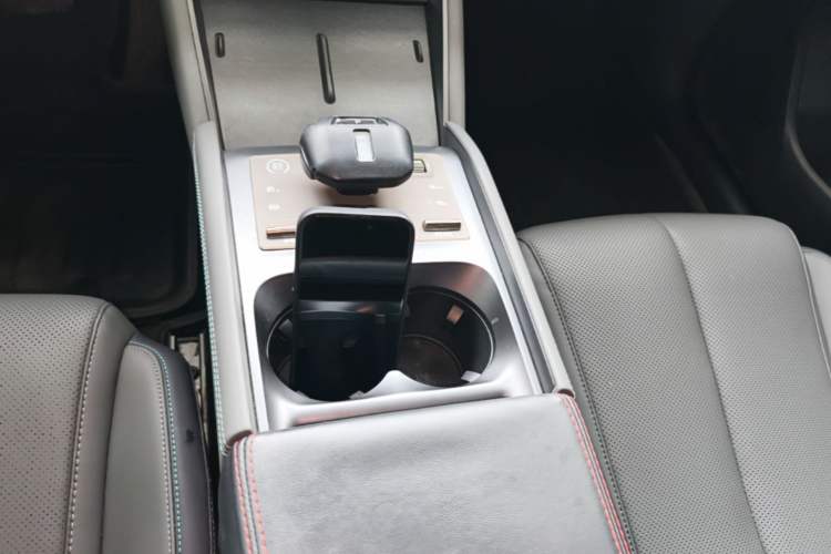 Used BYD Qin L 2024 DM-i 120KM Beyond Model Gear Lever
