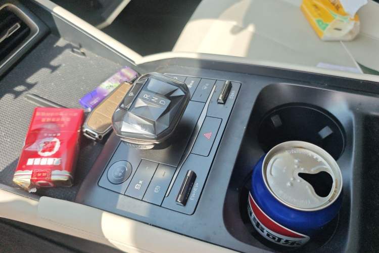 Used BYD Qin L 2024 DM-i 120KM Leading Model Gear Lever