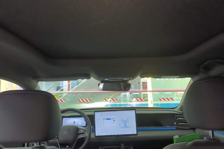 Used BYD Qin L 2024 DM-i 120KM Excellence Model Headliner