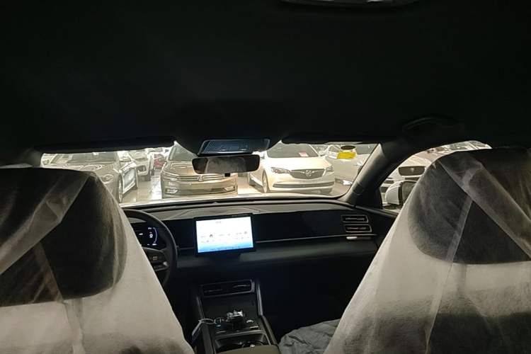 Used BYD Qin L 2024 DM-i 80KM Leading Model Headliner