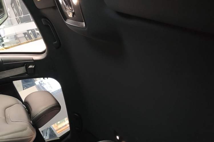 Used BYD Qin L 2024 DM-i 80KM Beyond Model Headliner
