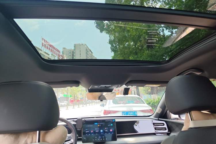 Used BYD Qin L 2024 DM-i 120KM Leading Model Headliner