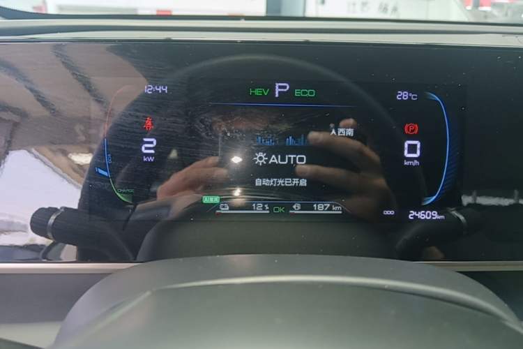 Used BYD Qin L 2024 DM-i 80KM Leading Model Instrument Cluster