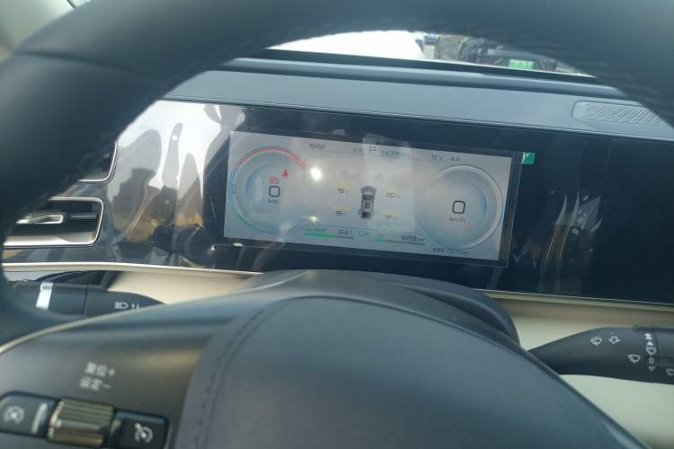 Used BYD Qin L 2024 DM-i 120KM Leading Model Instrument Cluster