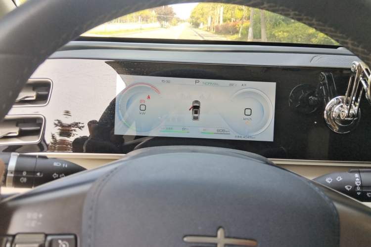 Used BYD Qin L 2024 DM-i 120KM Leading Model Instrument Cluster