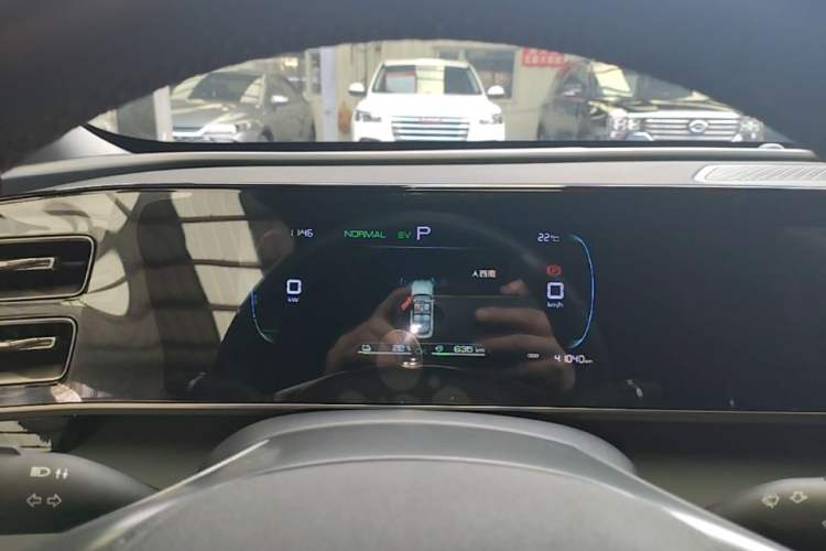 Used BYD Qin L 2024 DM-i 80KM Leading Model Instrument Cluster