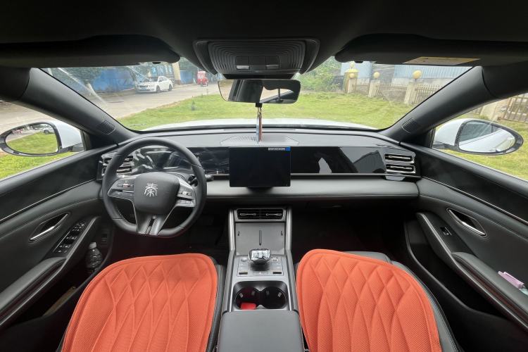 Used BYD Qin L 2024 DM-i 80KM Leading Model Interior 1